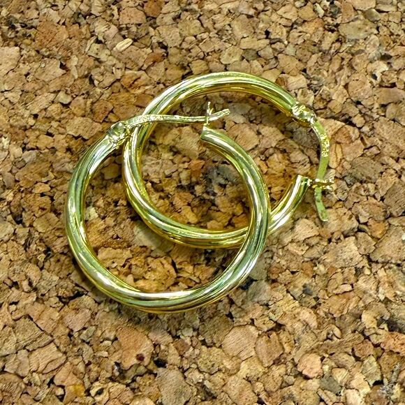 NEW Nordstrom Gold Plated 925 Sterling Silver Classic Twist Hoop Earrings - Picture 1 of 4
